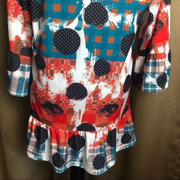 Lily Bell Sleeve Geometric Pattern Shirt - Picture 5 of 13